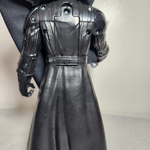 Hasbro Star Wars Talking And Light Up 12" Darth Vader Loose 2022 Pre-owned - Picture 5 of 7